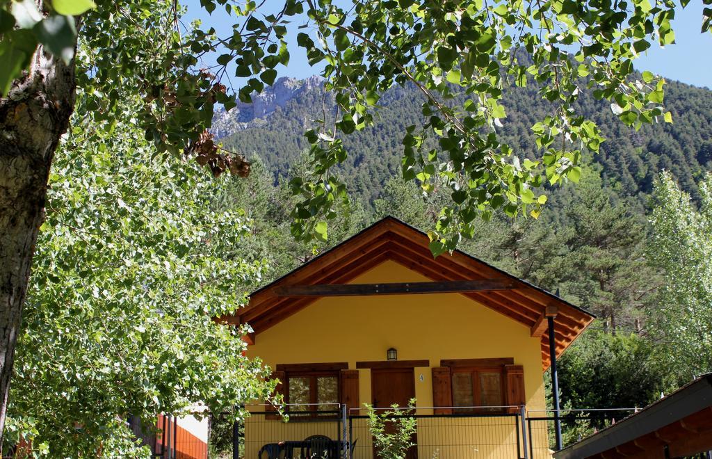 Camping Pineta Hotel Bielsa Værelse billede
