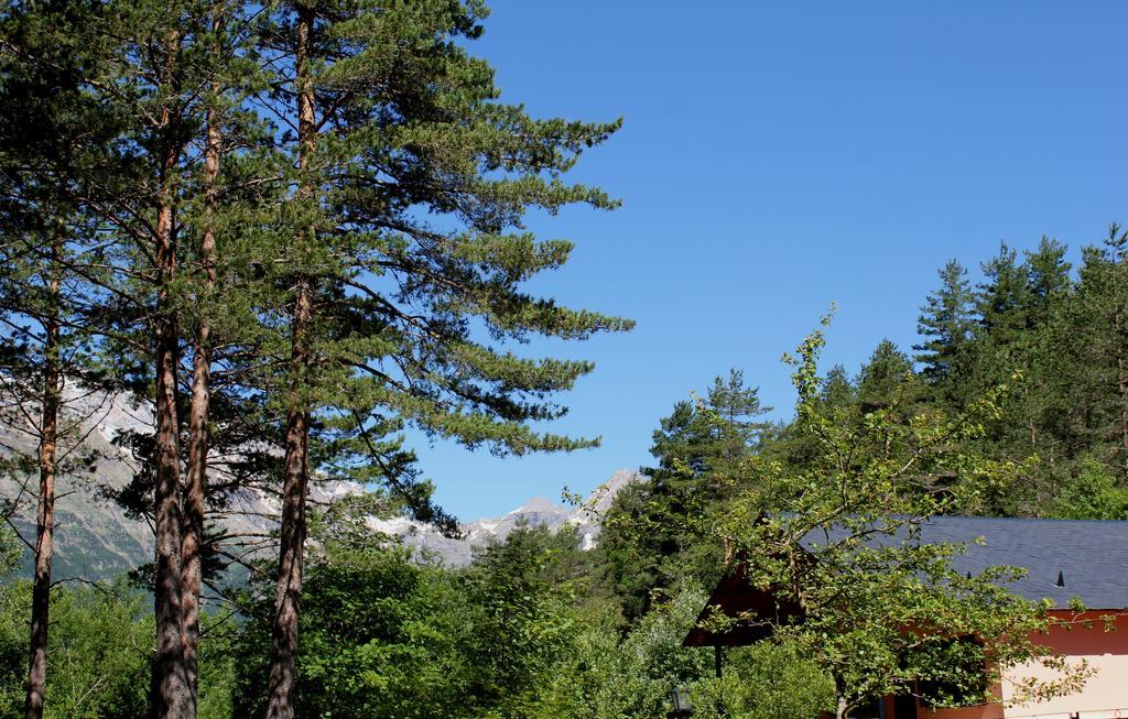 Camping Pineta Hotel Bielsa Eksteriør billede