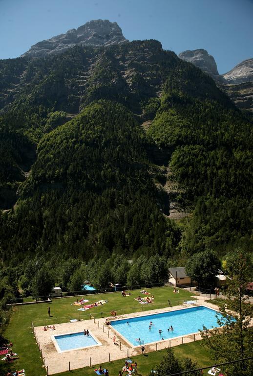 Camping Pineta Hotel Bielsa Eksteriør billede